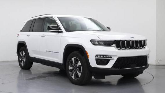 JEEP GRAND CHEROKEE 2023 1C4RJYB67P8788095 image
